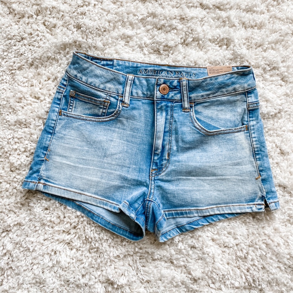 American Eagle hi-rise jean shorts size 6